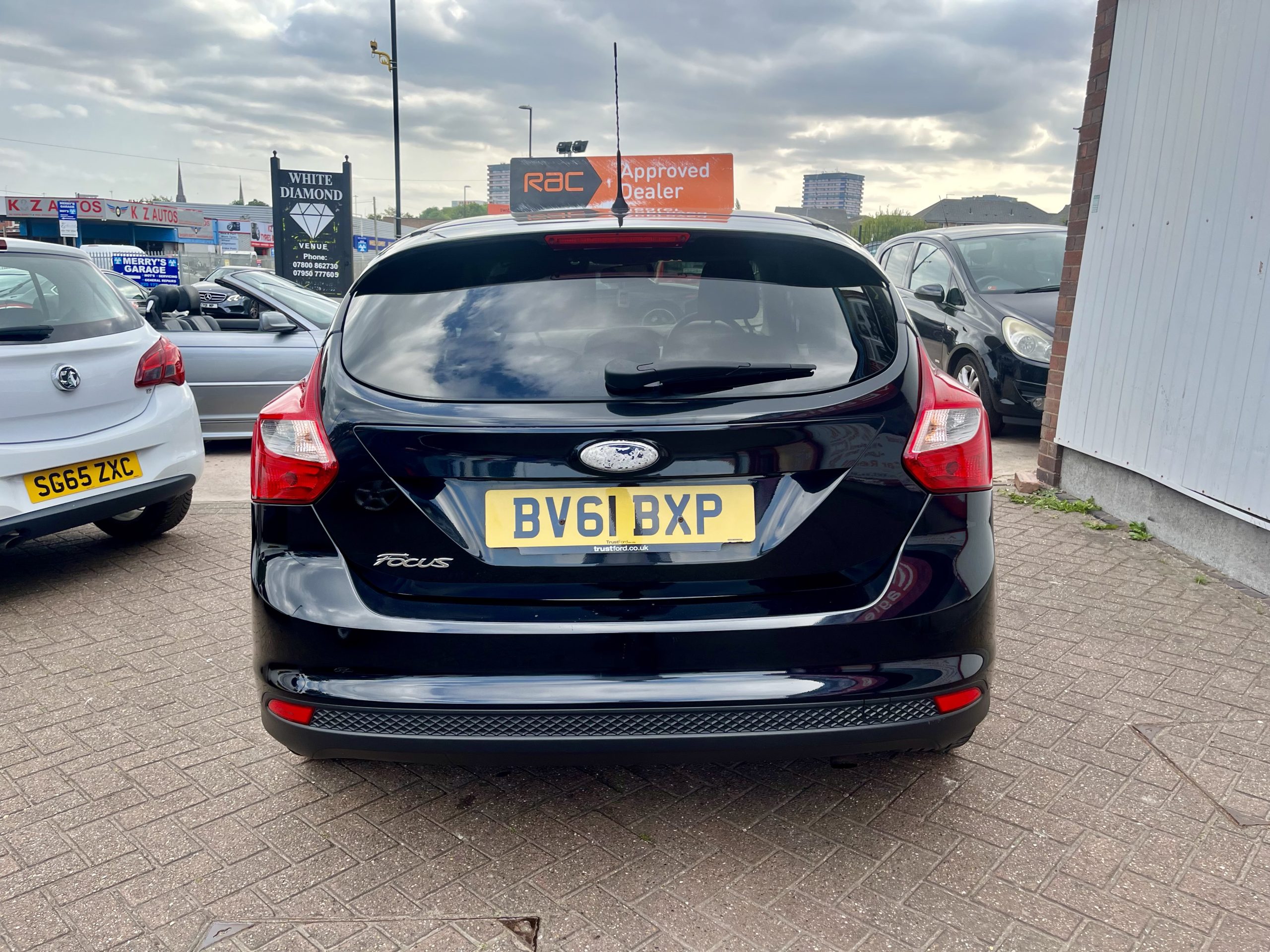 FORD FOCUS ZETEC 1.6 PETROL
