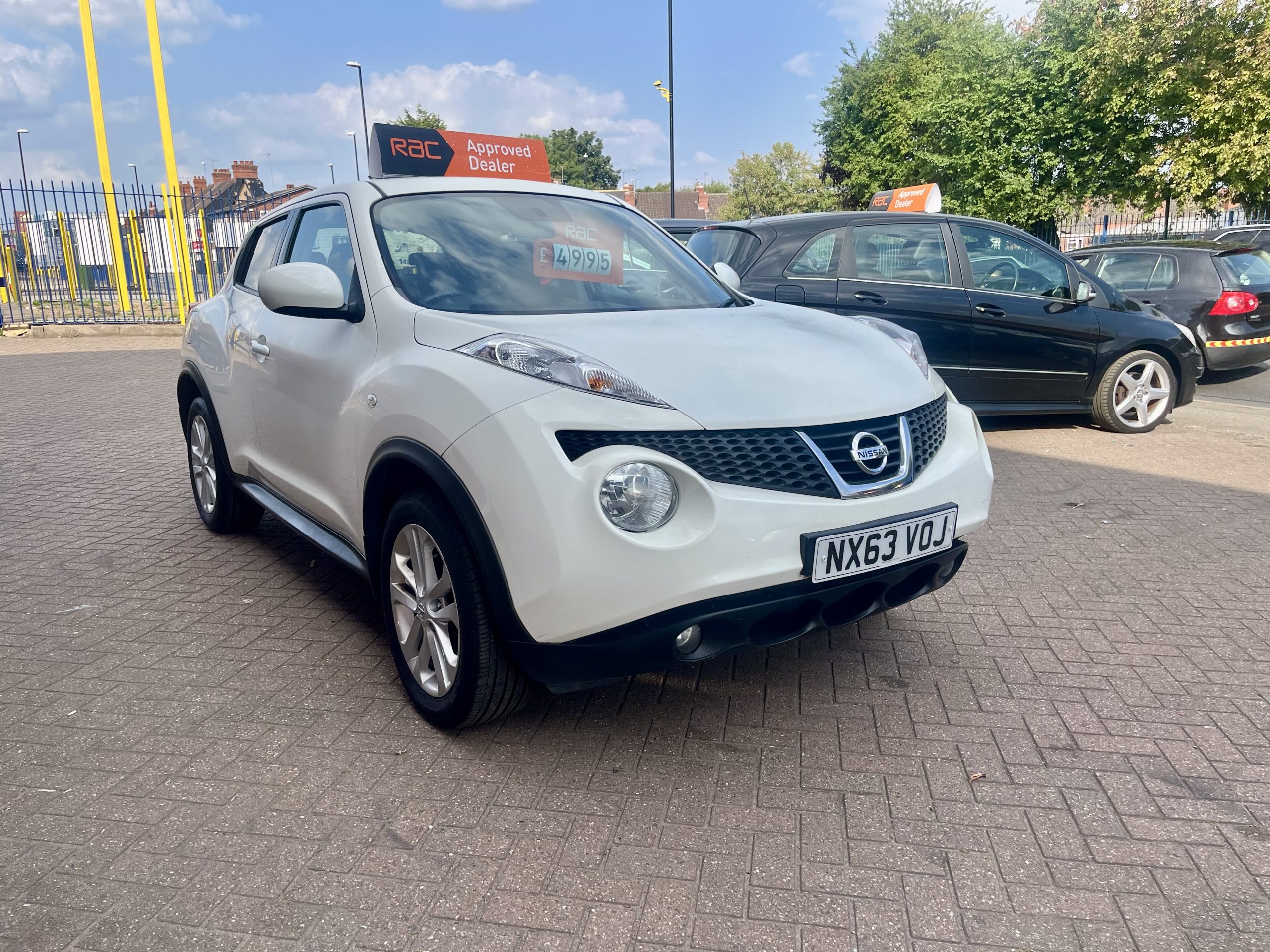 NISSAN JUKE PREMIUM 1.6 PETROL