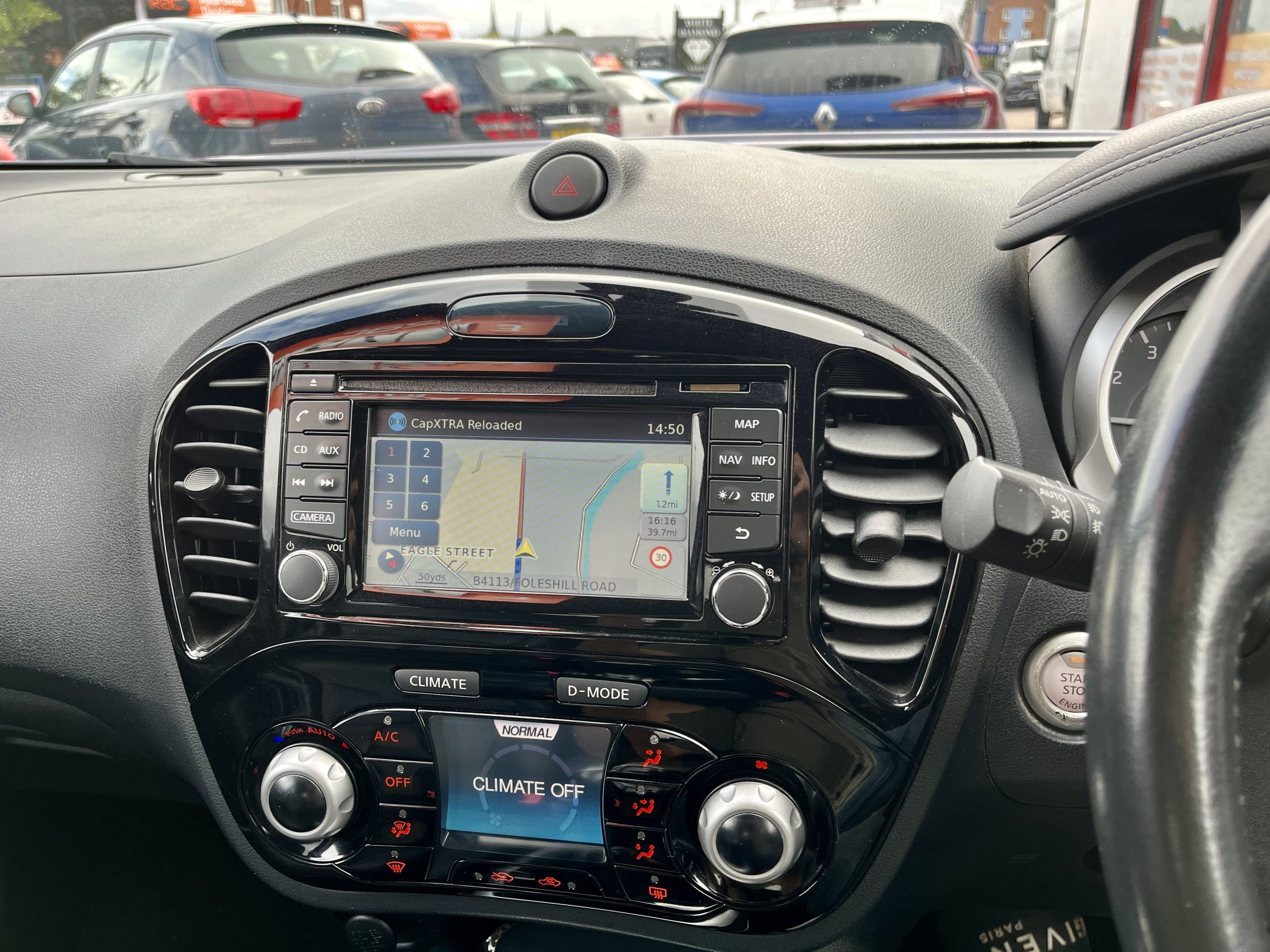 Nissan Juke Tekkna 1.6 Petrol