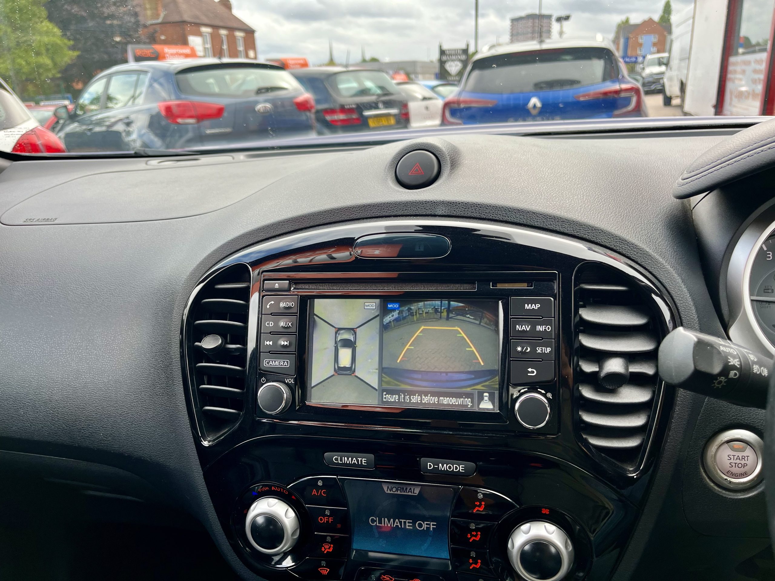 Nissan Juke Tekkna 1.6 Petrol