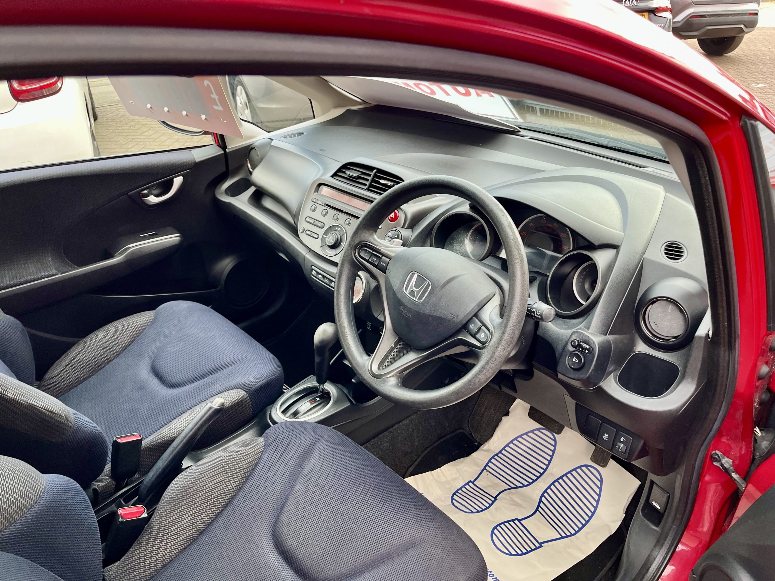 HONDA JAZZ 1.4 AUTOMATIC PETROL