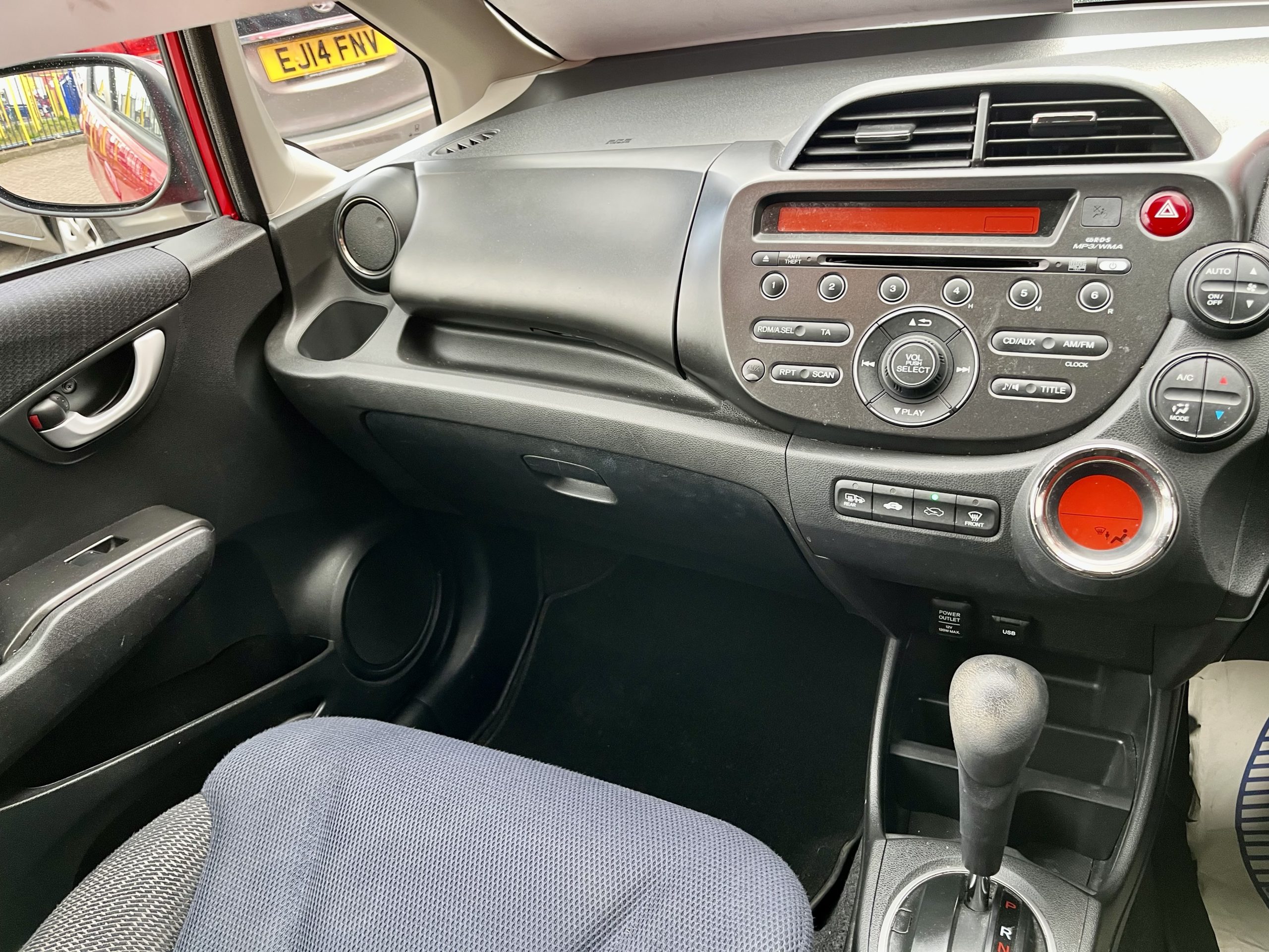 HONDA JAZZ 1.4 AUTOMATIC PETROL