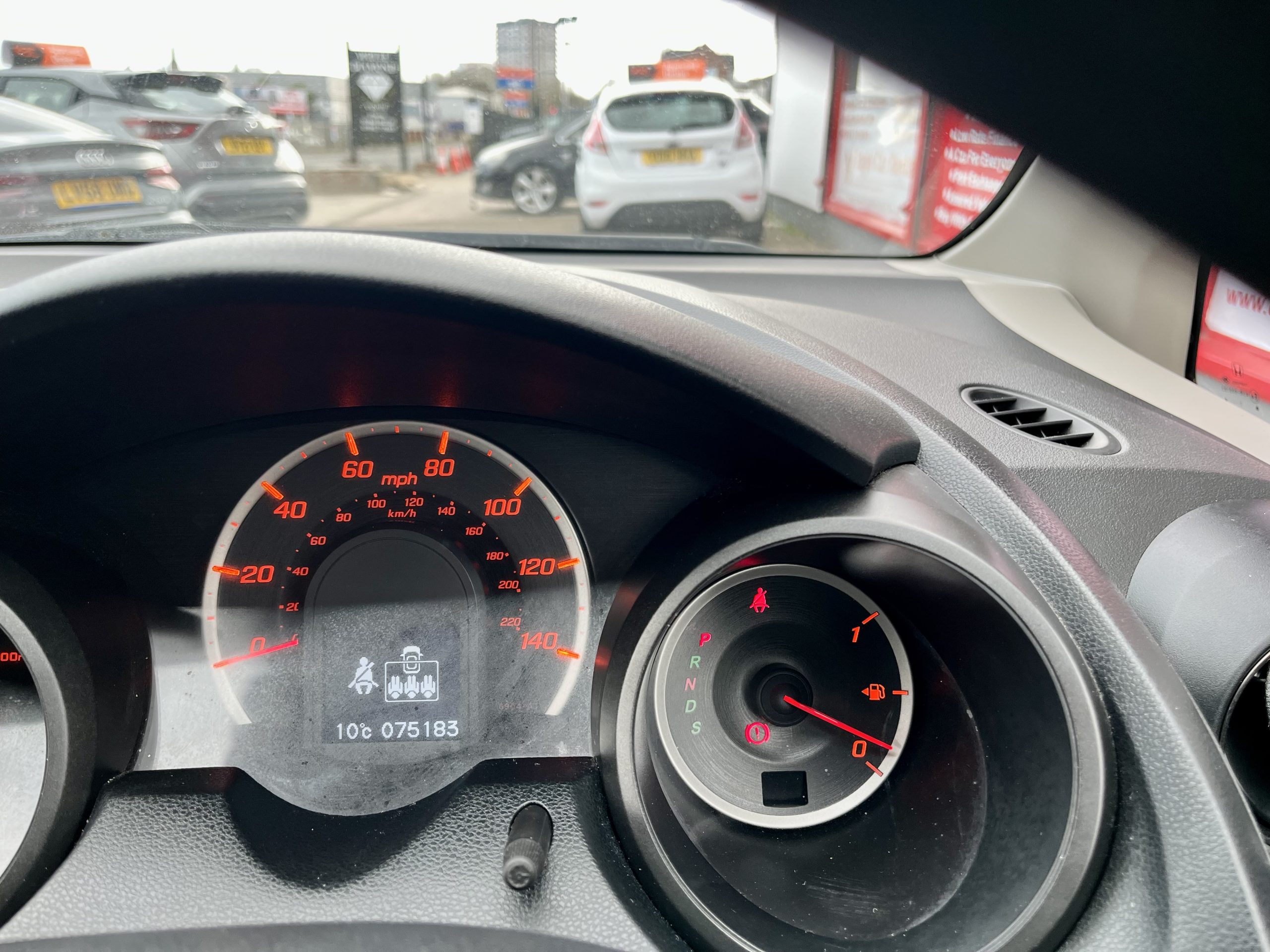 HONDA JAZZ 1.4 AUTOMATIC PETROL