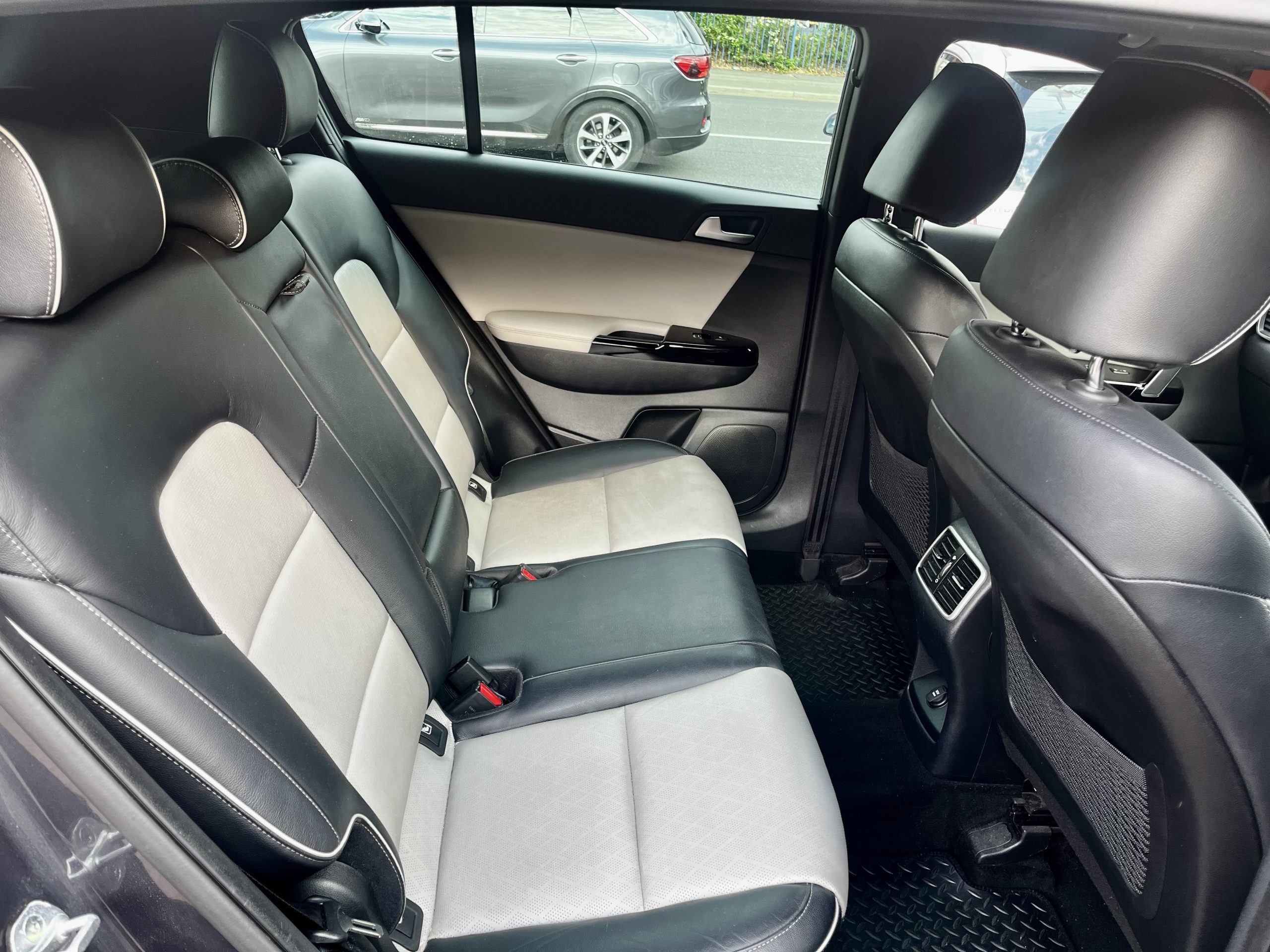 KIA SPORTAGE GT-LINE 1.7 DIESEL